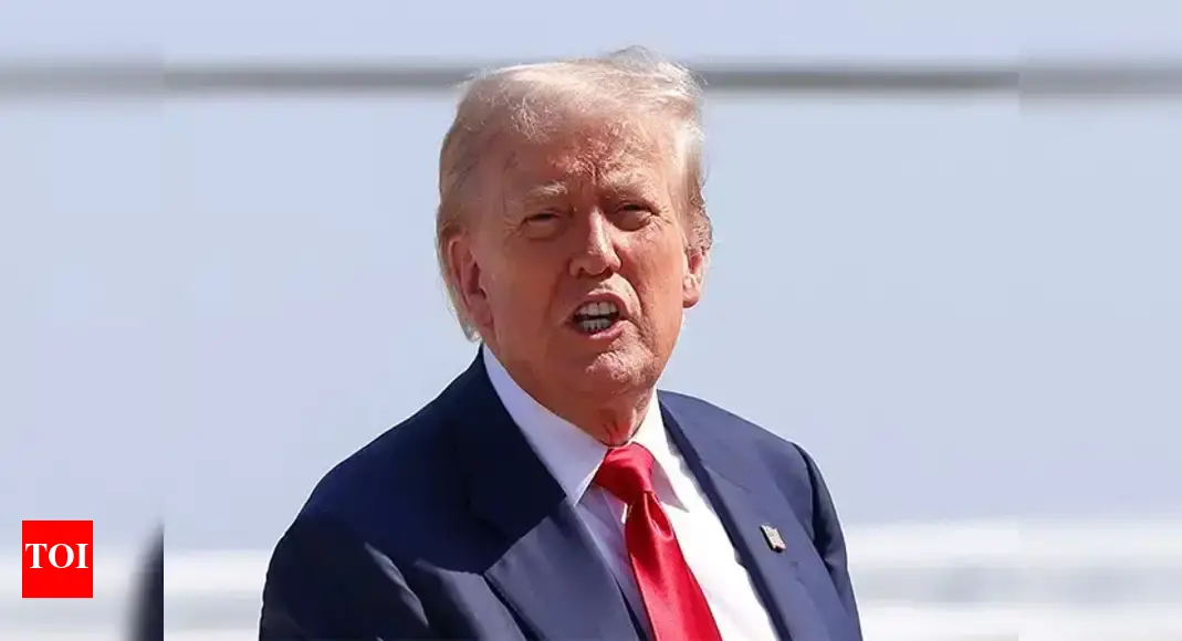 India confronts Trump's Tariff Threat Amidst Russian Oil Tensions