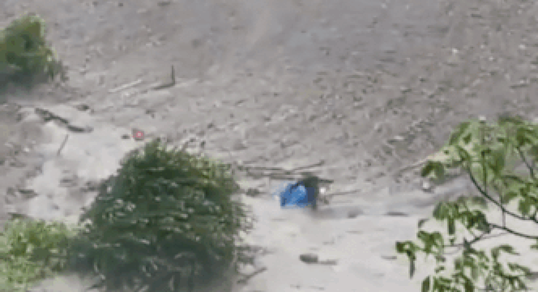 ‘Bhag, bhag!’: Man defies death, crawls out of debris as flash flood flattens Uttarkashi village - watch
