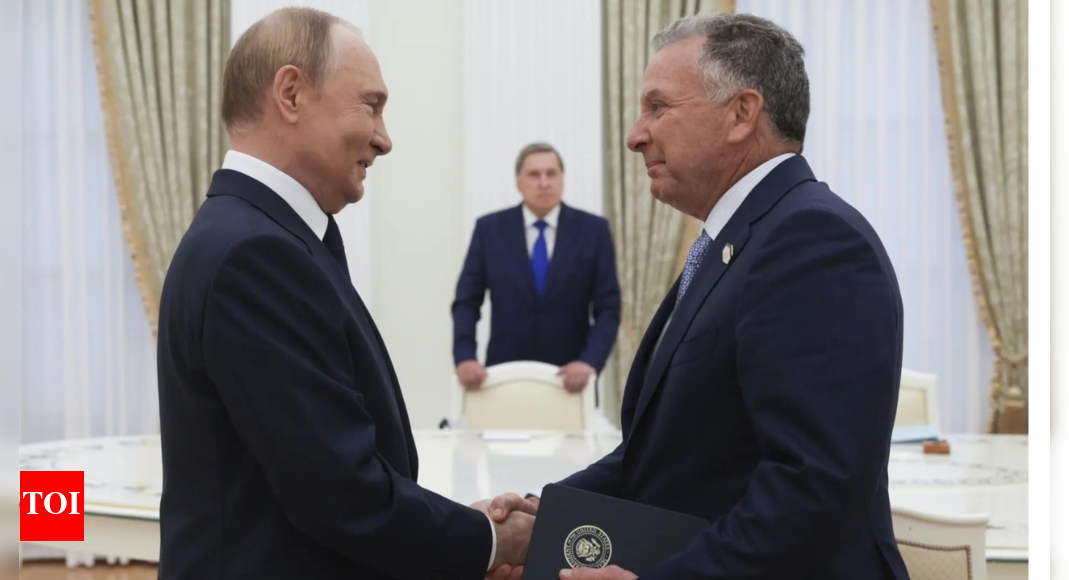Russia-Ukraine war: Trump hints at shifting peace deal deadline; aide holds 'productive' talks