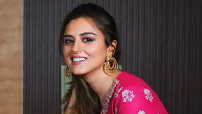 Ridhi Dogra on love after divorce from Raqesh Bapat: ‘I’m a big romantic... but I’ll never let go of my self-respect again’