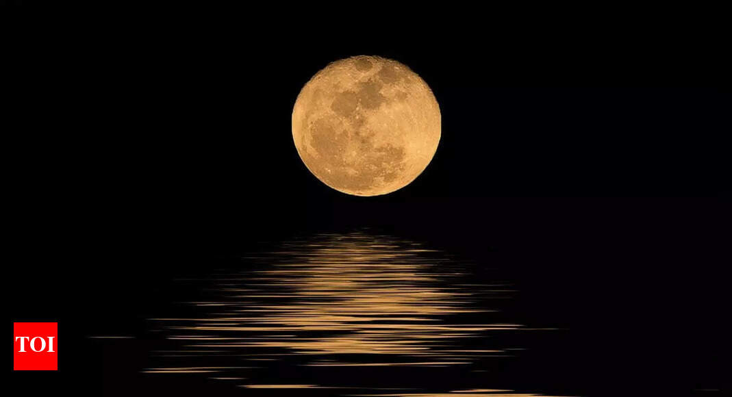 Sturgeon Moon 2025: When and where to watch the rare 2- night full Moon ...