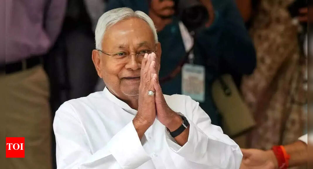 Bihar CM Nitish Kumar allows teachers to choose preferred districts after transfer complaints