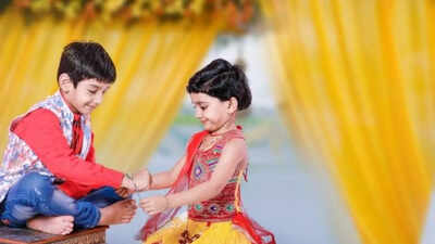 Happy Raksha Bandhan 2025: Best Rakhi Wishes and Messages to share with your brother or sister