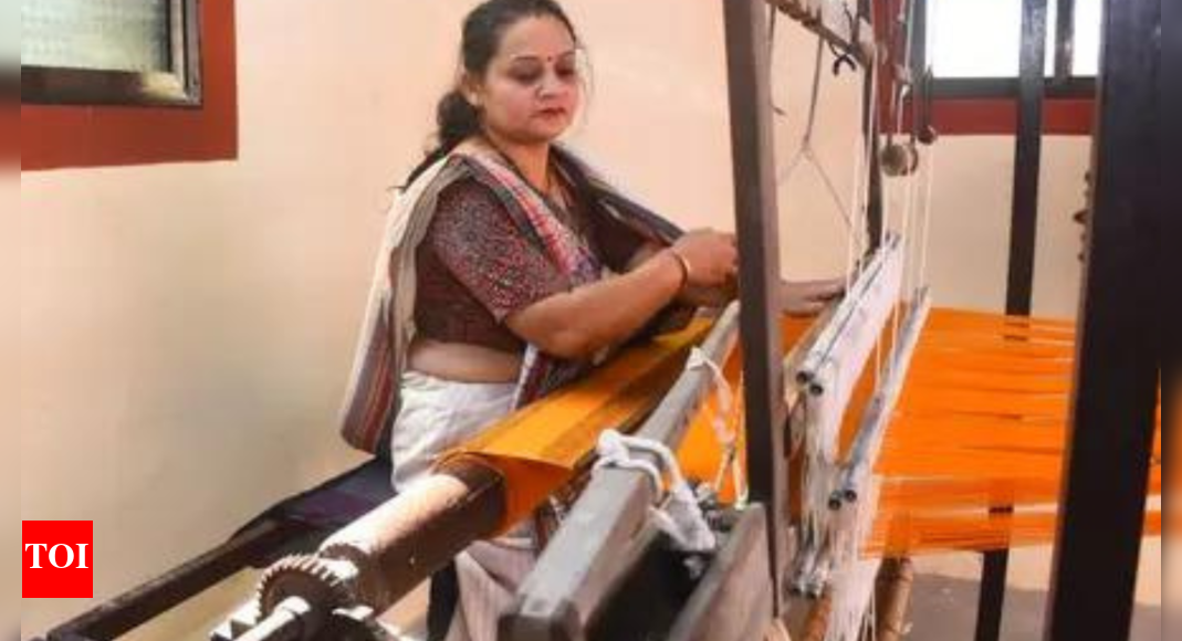 Amid global tariff war, AIU rallies universities to lead swadeshi movement, drive economic self-reliance