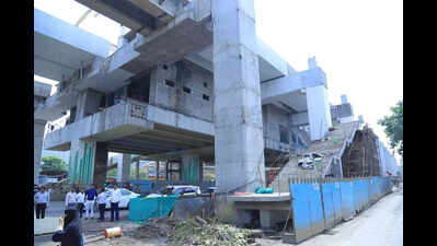 Experts warn Metro 4 and Ghodbunder highway changes may delay opening and increase costs