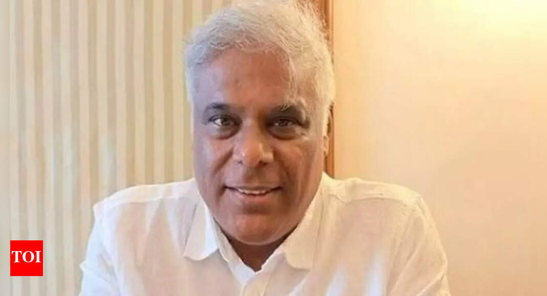 Ashish Vidyarthi opens up about stepping back from films; says he’s waiting for lead roles: ‘Main ek behetereen actor hoon’ | Hindi Movie News – Times of India