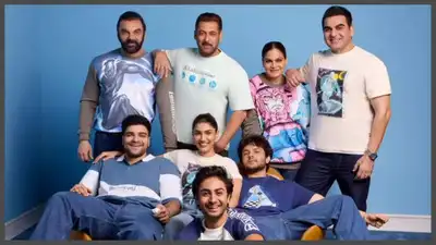 Salman Khan features in ad with Arbaaz Khan, Sohail Khan, Alizeh Agnihotri and others; fans call his family an 'inspiration'
