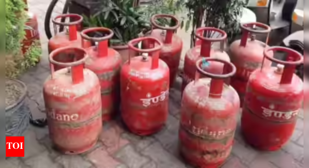 Boost for Ujjwala beneficiaries: Govt approves Rs 30,000 crore payout to OMCs for LPG losses; move aims to ensure stable supply – Times of India