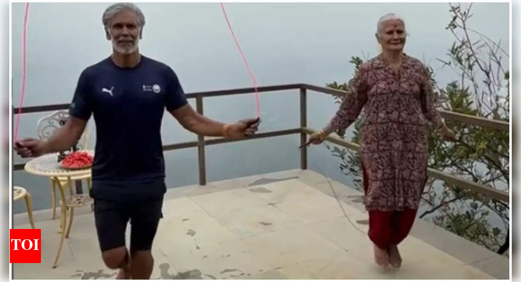 Milind Soman's mother does skipping every day even at 86