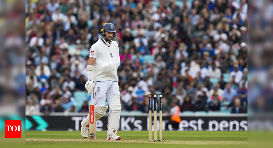 'I was always going to be out there': Woakes reflects on final moments of Oval Test - Watch