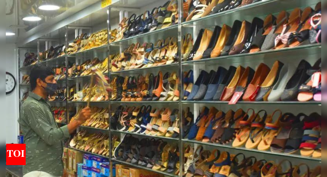 US tariffs: Shoemakers take measured steps