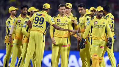 IPL: CSK may free up purse to add firepower; Dhoni likely to play