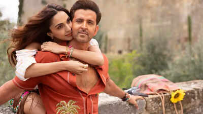 CBFC cuts down 9 seconds of sensual scenes from Hrithik Roshan, Kiara Advani, Jr NTR starrer 'War 2', along with an obscene gesture scene - Deets inside