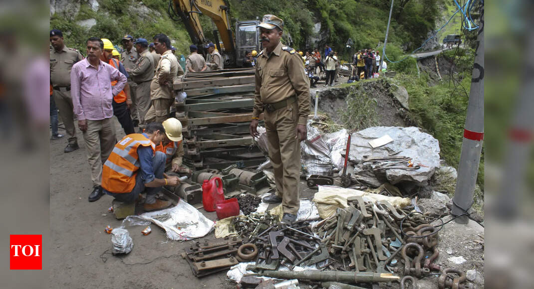 Uttarakhand flash floods: 164 airlifted from Dharali and Harshil to ITBP Matli; SDRF searches for stranded survivors