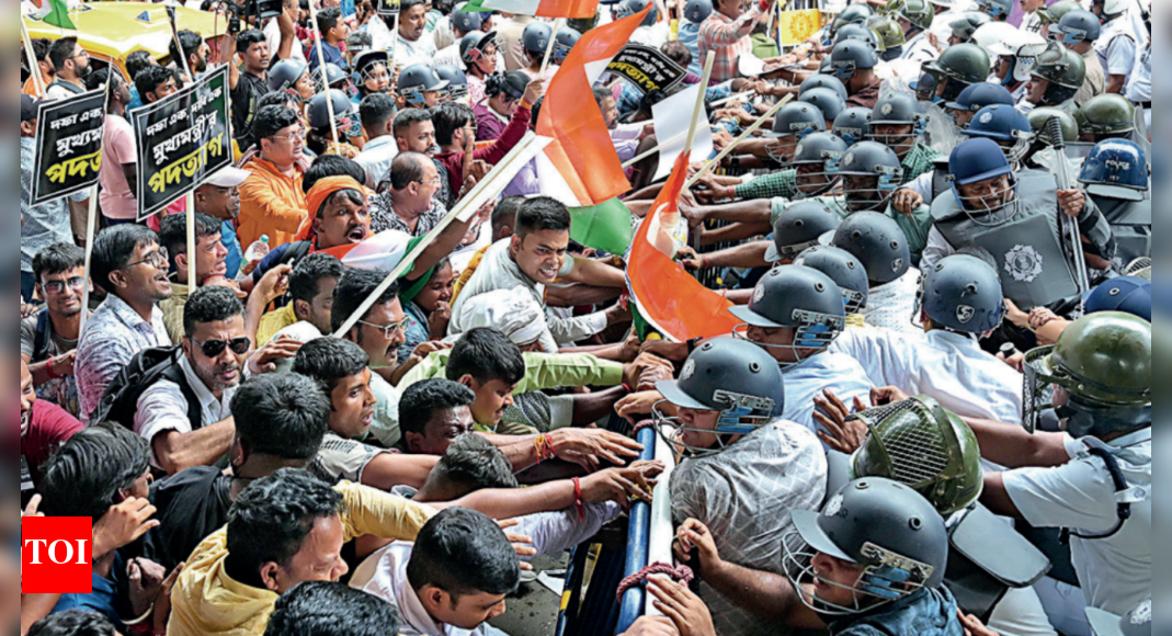 RG Kar victim's mother injured at Nabanna march; investigation