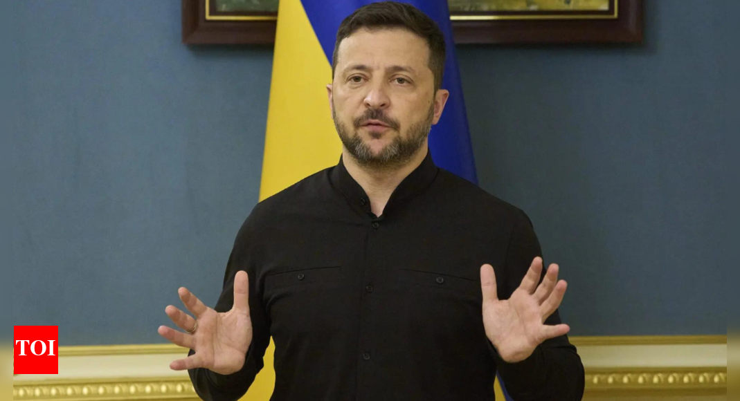 US Weighs Zelenskyy Invite to Alaska Amid Ukraine Tensions