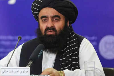 بازدید از پاکستان FM افغانستان مسدود شده است: گفته می شود ایالات متحده معافیت ممنوعیت سفر را رد می کند. در حال رشد طالبان - پیوندهای چین تحت اسکنر
