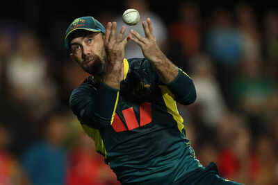AUS vs SA, 1st T20I: Glenn Maxwell’s gravity-defying catch seals Australia’s win over South Africa - Watch