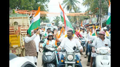 Joshi launches Har Ghar Tiranga bike rally