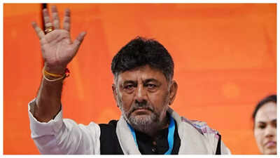 DK Shivakumar seeks Rs 1.5 lakh-crore central aid