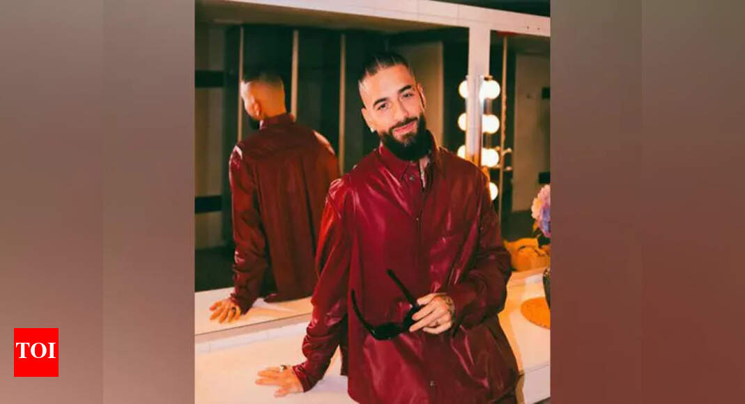 Colombian rapper Maluma halts concert to call out woman who brought ...