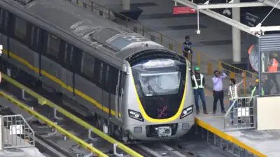 Metro’s Yellow Line brings cheer to IT professionals who were wrestling road traffic to Electronics City
