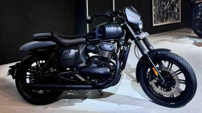 2025 Yezdi Roadster launched at Rs 2.09 lakh: Engine, features & what's changed
