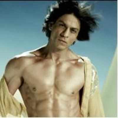 Shah Rukh Khan to get back his 6-pack abs?