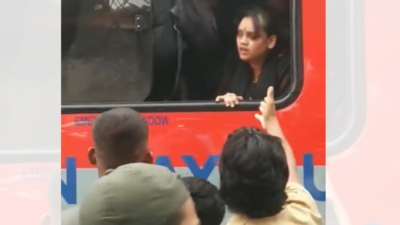 Young girl struggles to breathe in overcrowded train as bystanders laugh and film; railways respond - Video