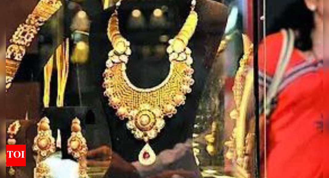 Festive sparkle lifts exports: Gem and jewellery shipments jump 15.98% to .18 bn in July, Hong Kong rebound aids growth – Times of India
