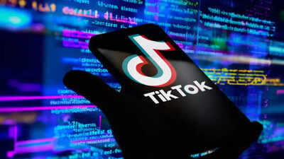  Netizens rage over TikTok's new update that only allows 5 hashtags per post