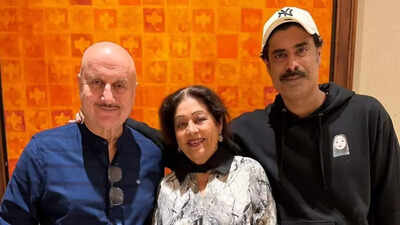 Kirron Kher says Anupam Kher feels bad when she doesn't appreciate his work, advises son Sikandar Kher to 'be more like Anupam’: 'Sikandar is a laat saheb...'