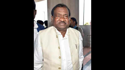 Min Ramdas still on life support | Ranchi News - Times of India