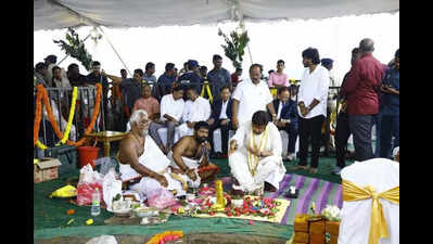 Balakrishna lays stone for Rs 750 crore cancer hospital in Amaravati