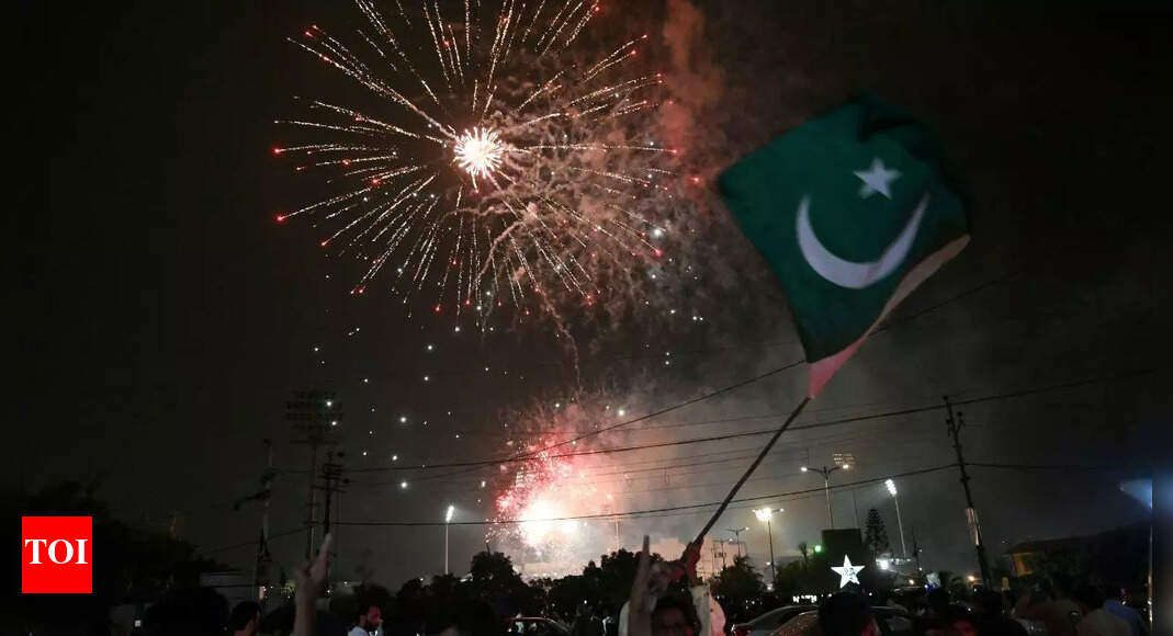 पाकिस्तान स्वतंत्रता दिवस हवाई फायरिंग घटना का प्रतिनिधि चित्र