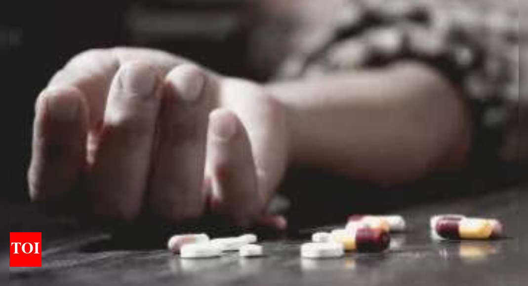 Madhya Pradesh: Class 12 boy ends life after losing Rs 35k in online game