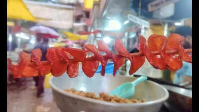 Shortage of food safety staff hinders enforcement of colour ban in eateries