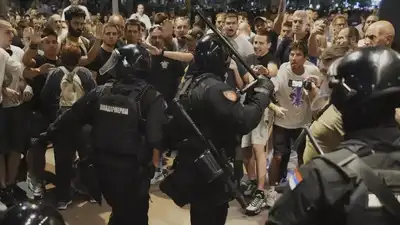  Anti-government unrest escalates for third night of clashes — see video