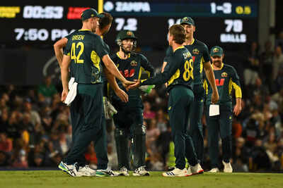 AUS vs SA 3rd T20I: Why are Australia players wearing black armbands?