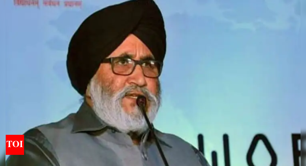 SAD Leader Calls for Action Against AAP's Manish Sisodia Over ...