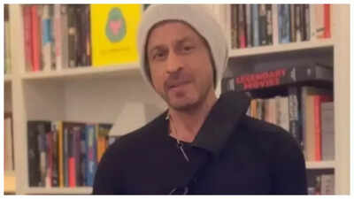 Shah Rukh Khan shares health update after a concerned fan inquires about his shoulder; says, 'It's healing'