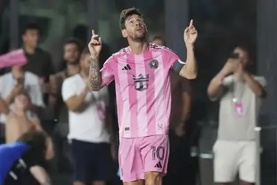  Solo goal and back-heel assist! Lionel Messi turns game-winner in return from injury for Inter Miami