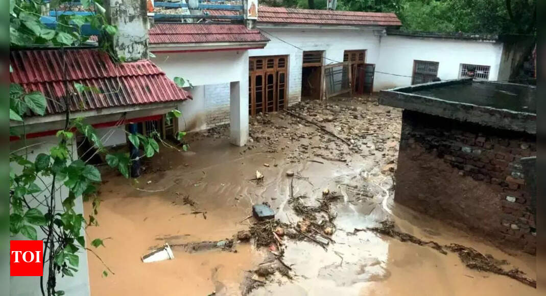 Cloudburst in Kathua triggers landslide, flash floods: 7 dead, trains disrupted, CM announces ex-gratia – top developments
