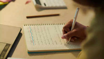 8 ways this old-school trick can sharpen your focus: The case for handwriting your notes