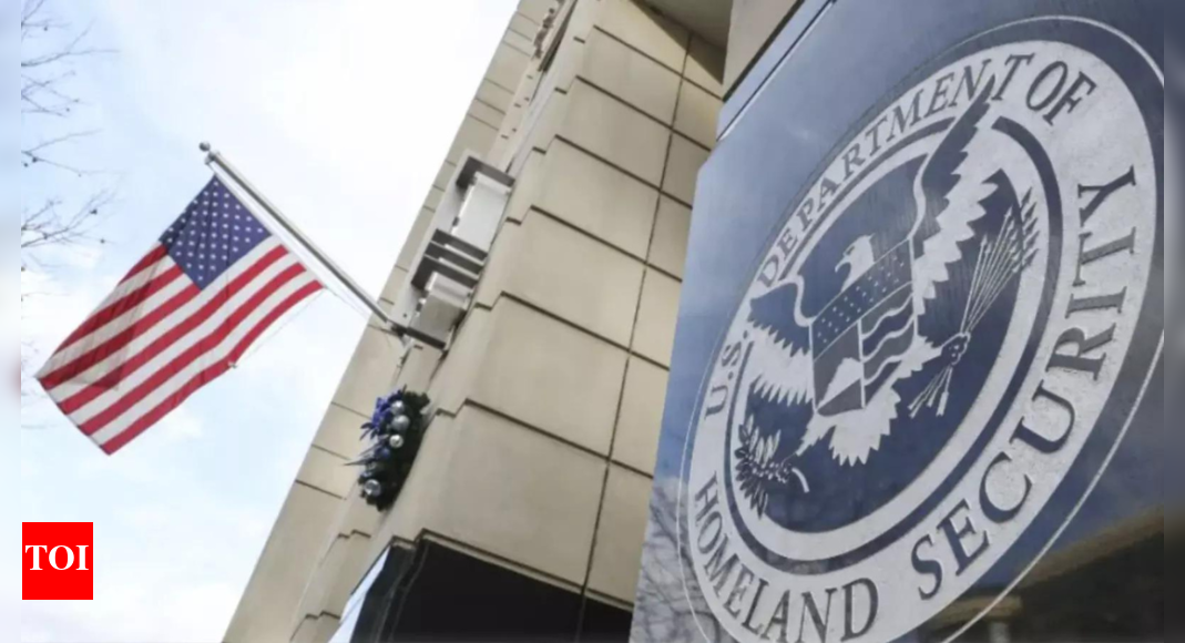 USCIS Restores Holistic 'Good Moral Character' Standard for Naturalization Applicants article image