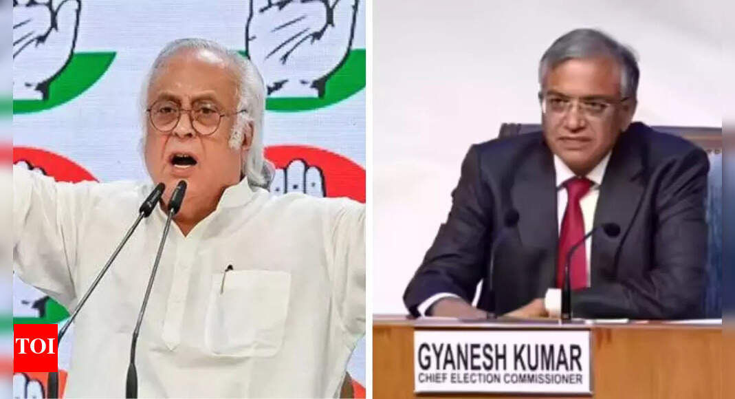<div>'Laughable': Congress on EC's 'no ruling, oppn bias'; continues its 'EC-BJP' consensus attack</div>