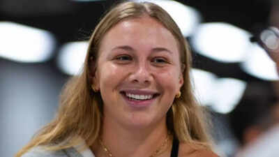  Amanda Anisimova reunited with mother Olga Anisimova in New York ahead of emotional US Open return
