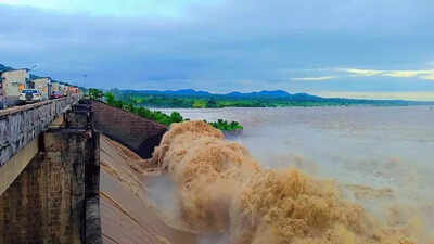 Monsoon miseries overflow in T; 3 more days of heavy rains: IMD
