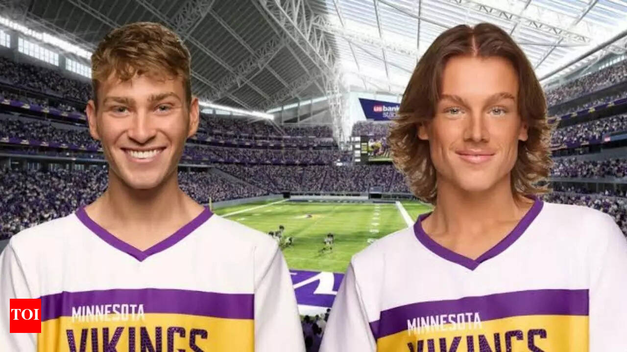 Minnesota Vikings male cheerleaders silence doubters with powerful  Instagram message after first game | NFL News - Times of India