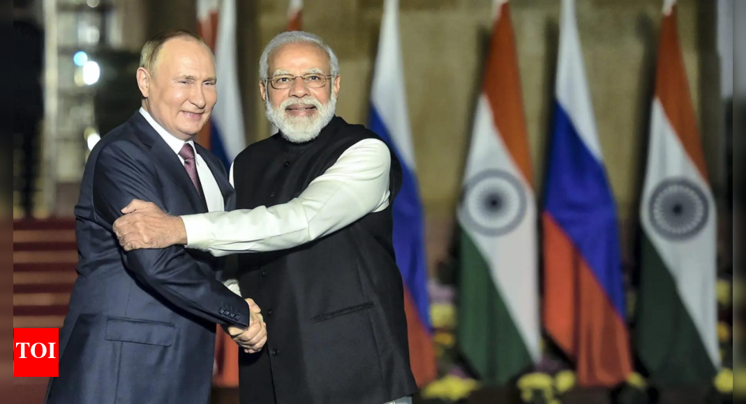Putin informs Modi about Trump Alaska meet; Ukraine resolution reiterated